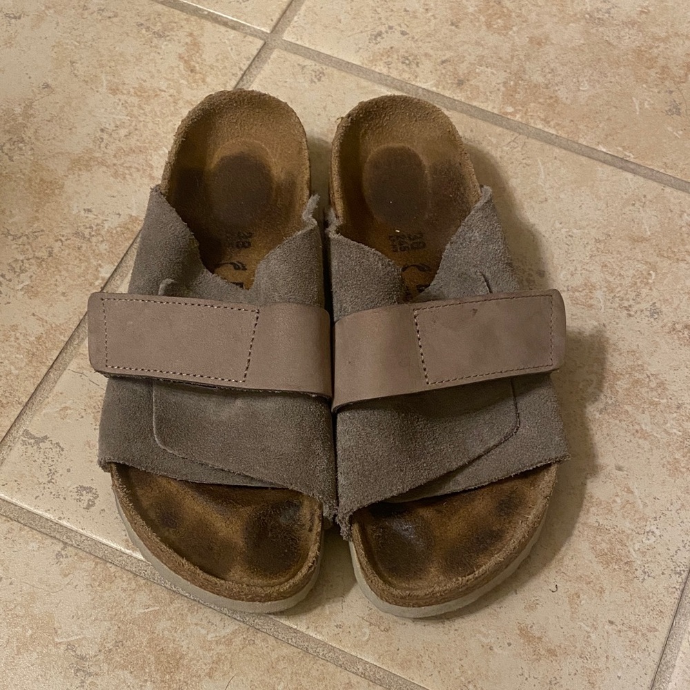 Birkenstock Women's Grey Sandals